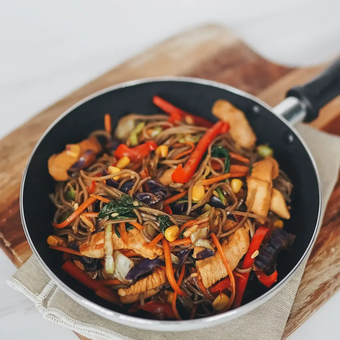 Easy Soba Stir-Fry with Chicken