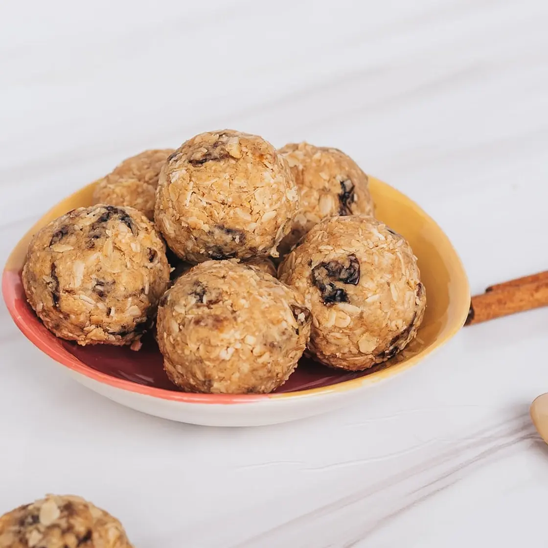 Cinnamon Raisin Protein Balls