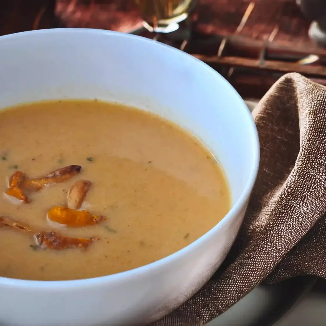 Best Creamy Chanterelle Mushroom Soup (no cream)