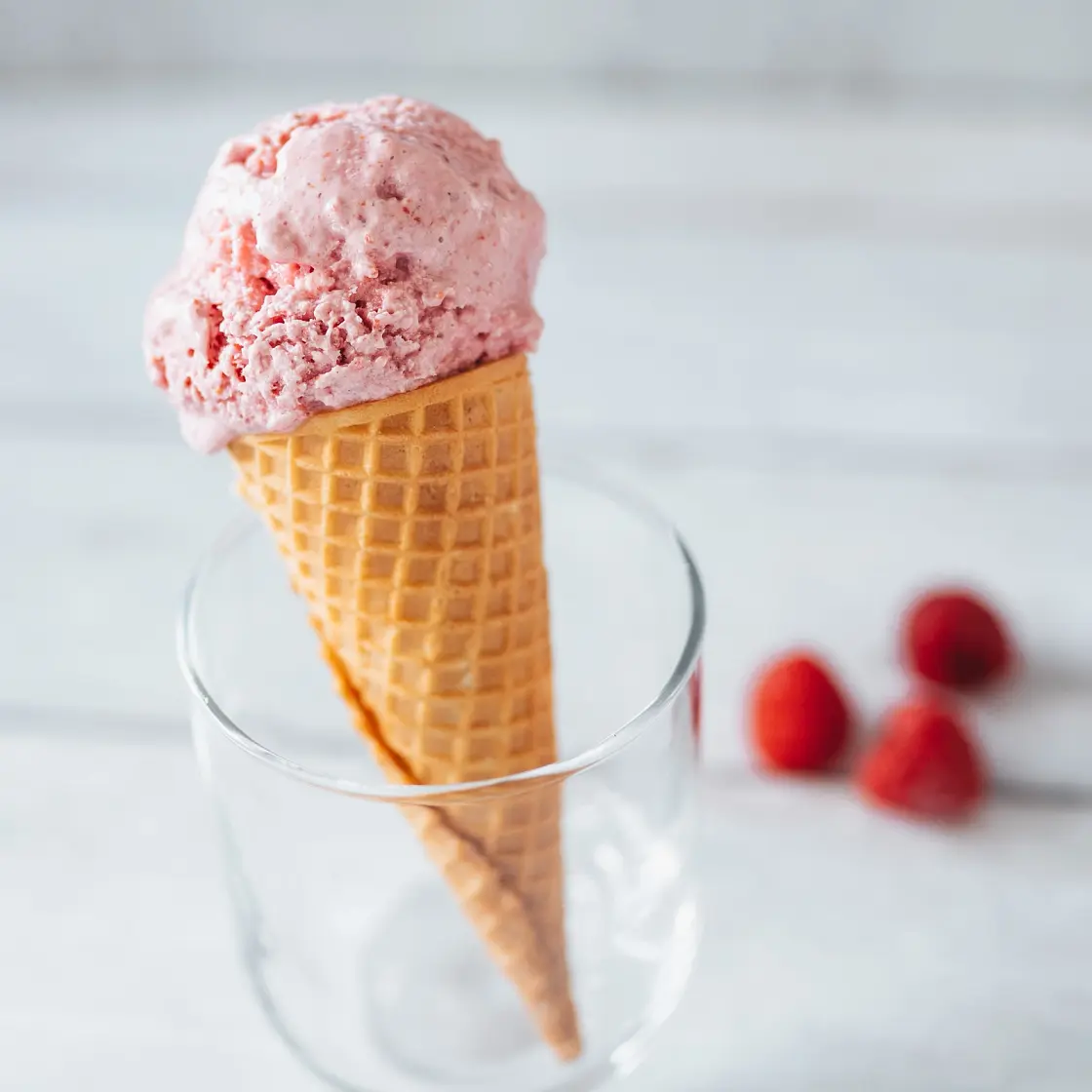 Raspberry Yogurt Ice Cream