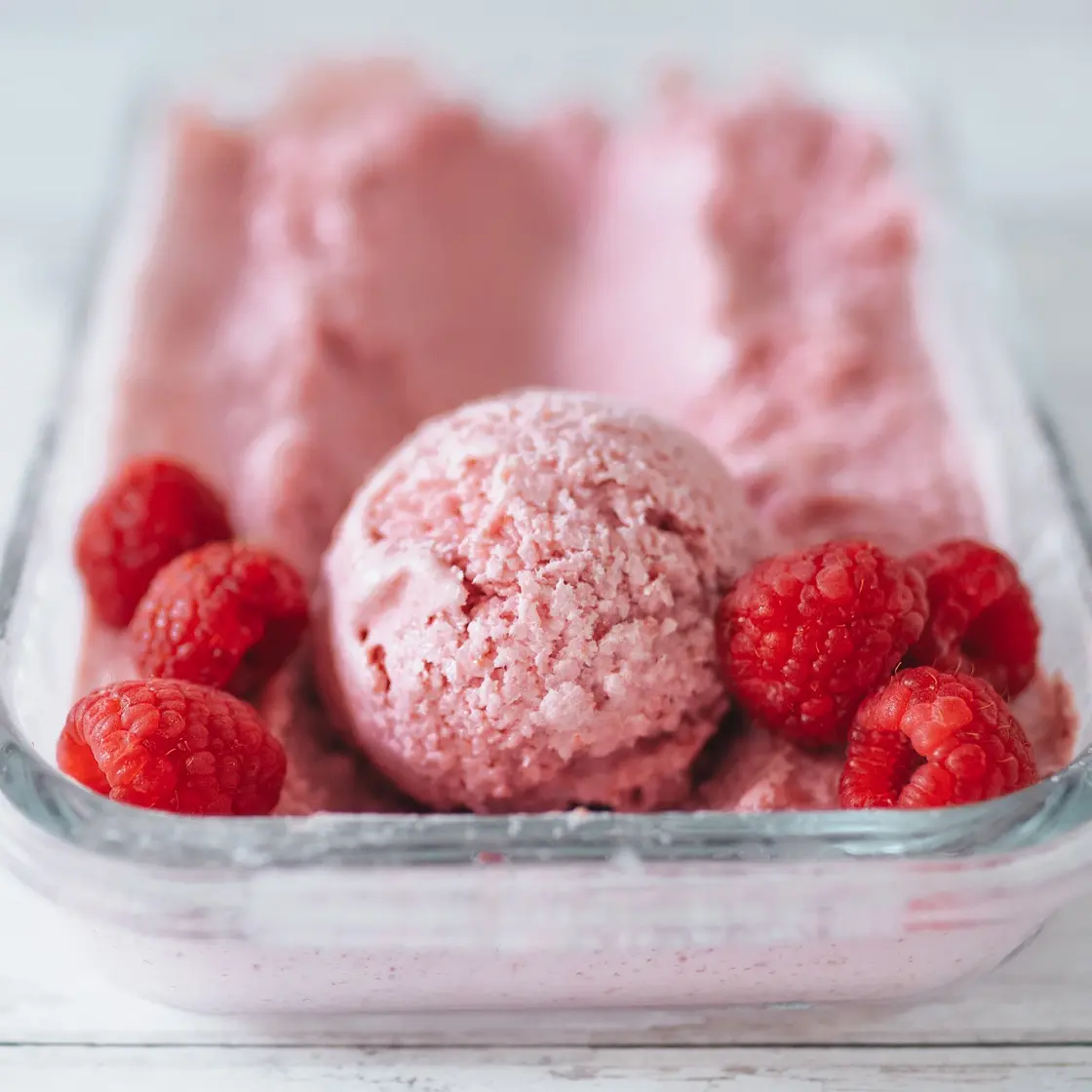 Raspberry Yogurt Ice Cream