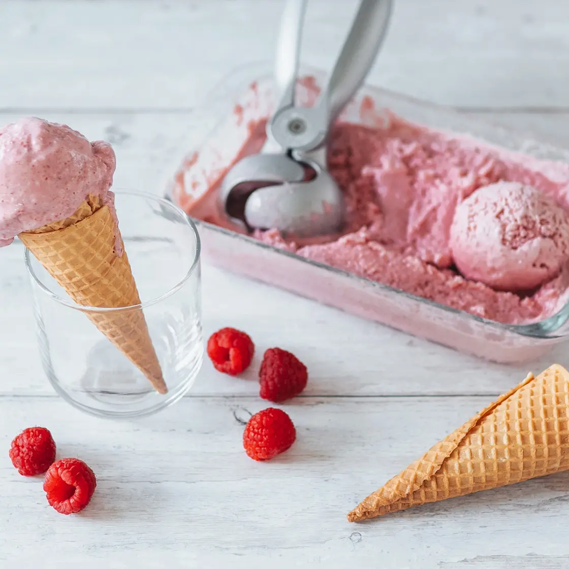 Raspberry Yogurt Ice Cream