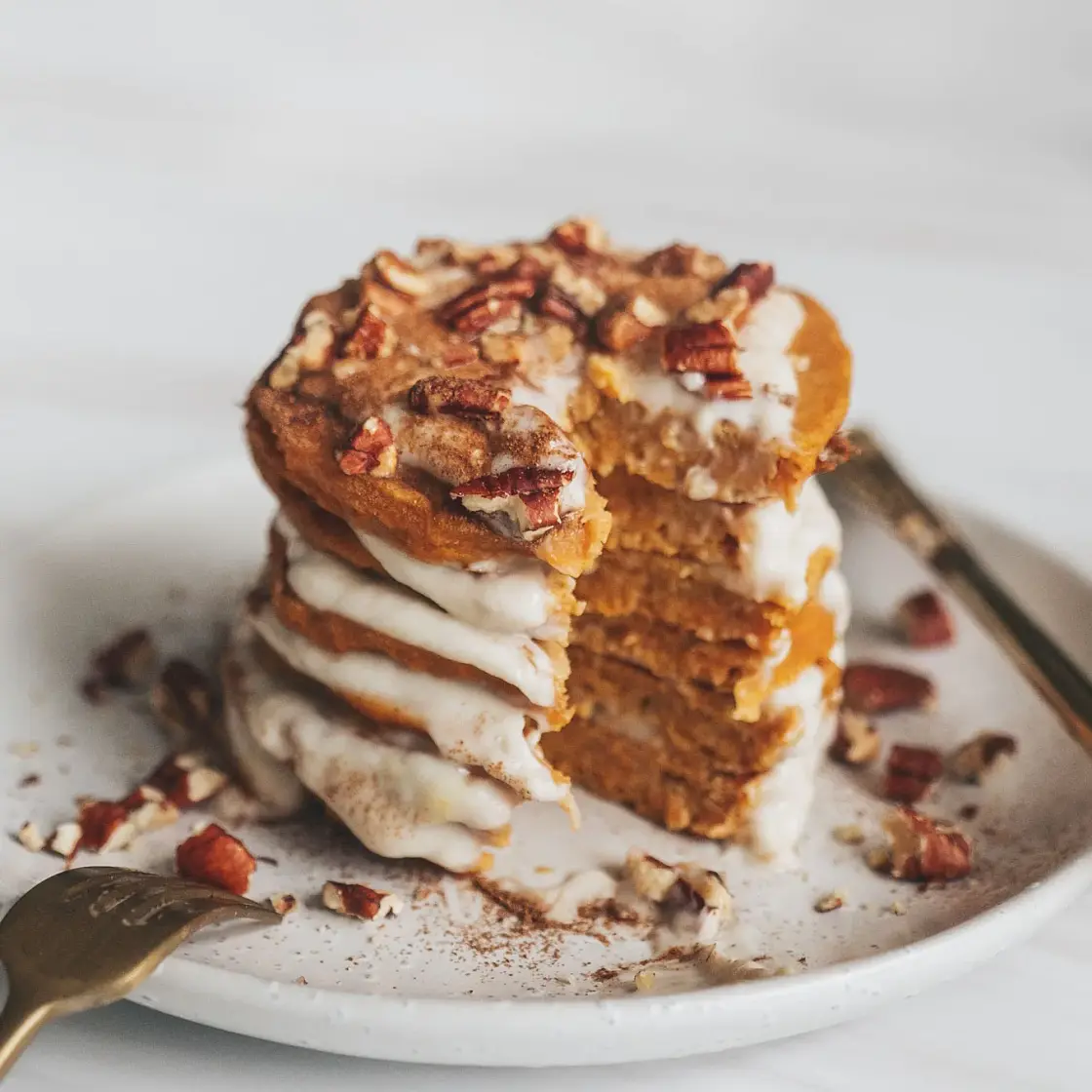 Healthy Carrot Cake Pancakes