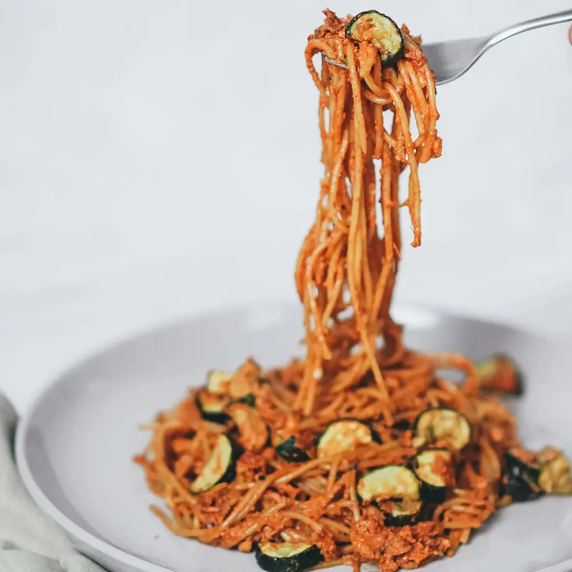 Roasted Red Pepper Pesto Pasta