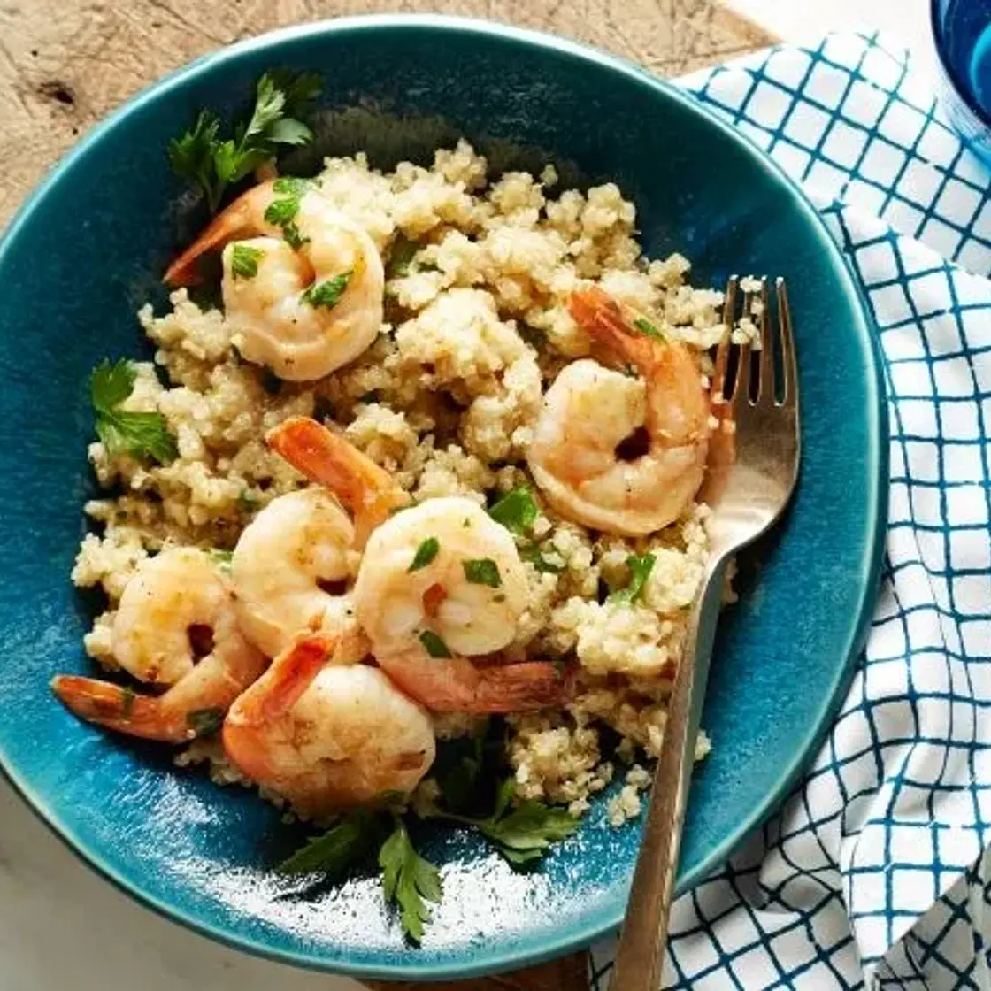 Healthy Garlic Prawns and Quinoa