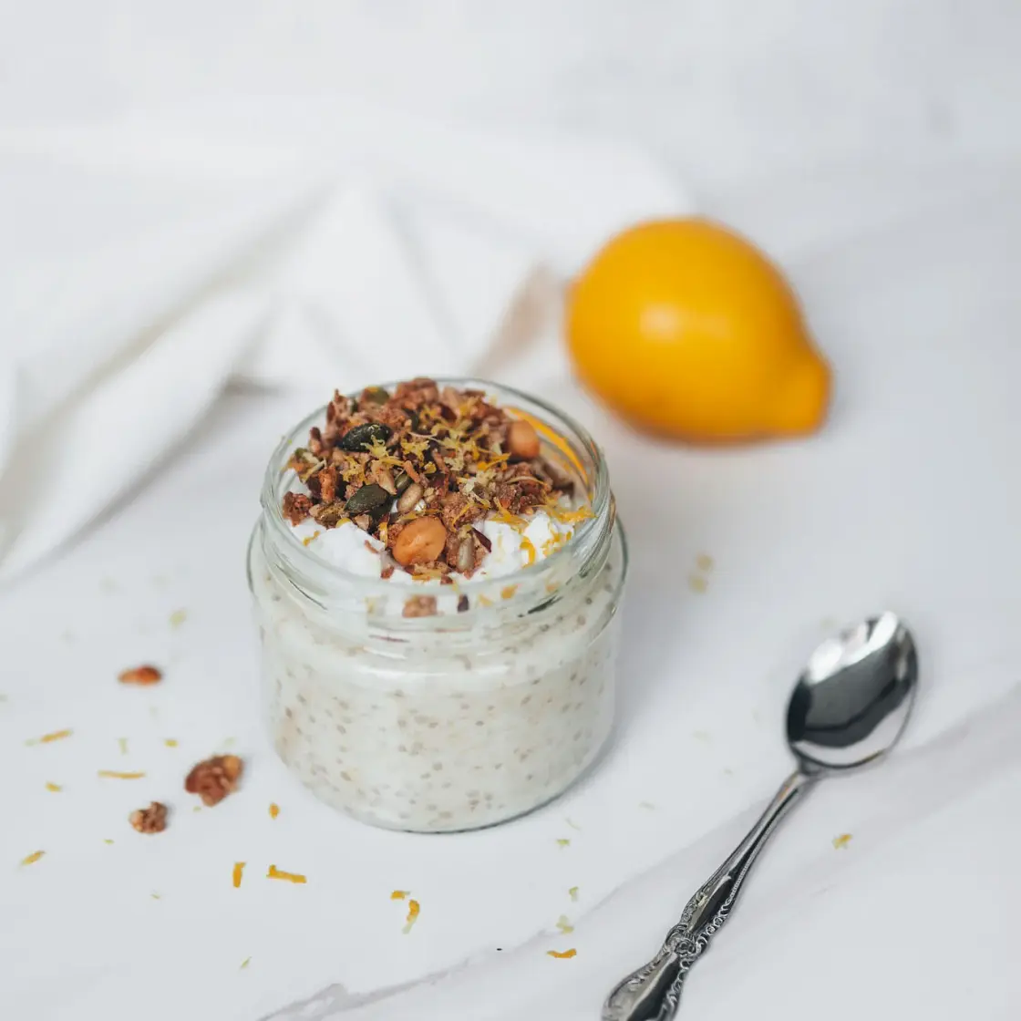 Lemon Cheesecake Overnight Oats