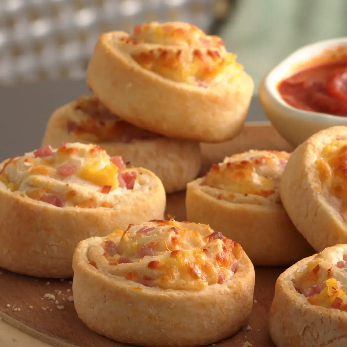 Canadian Bacon-Pineapple Pinwheels