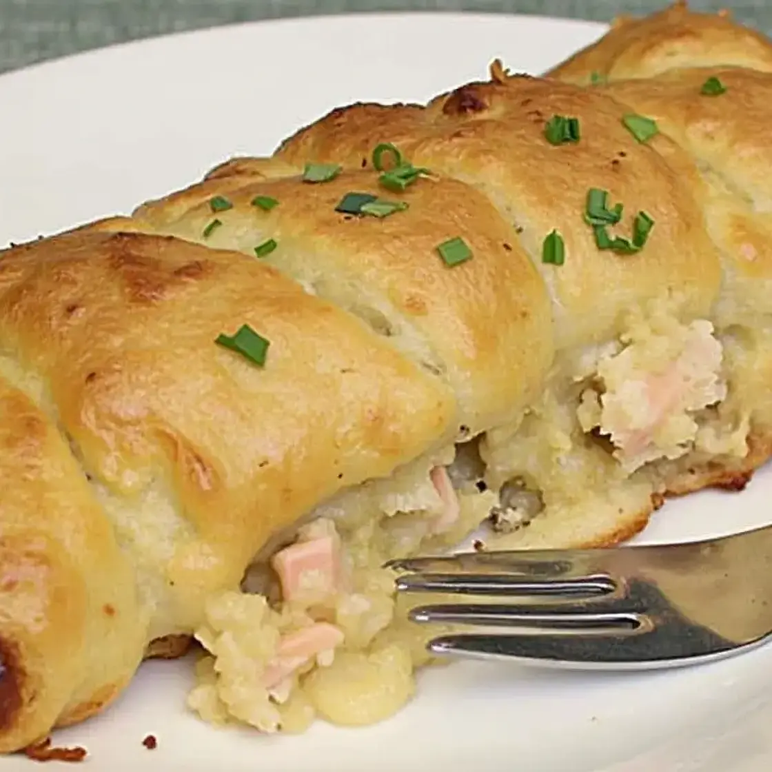 Salmon In Croute: The Ultimate Gourmet Centerpiece