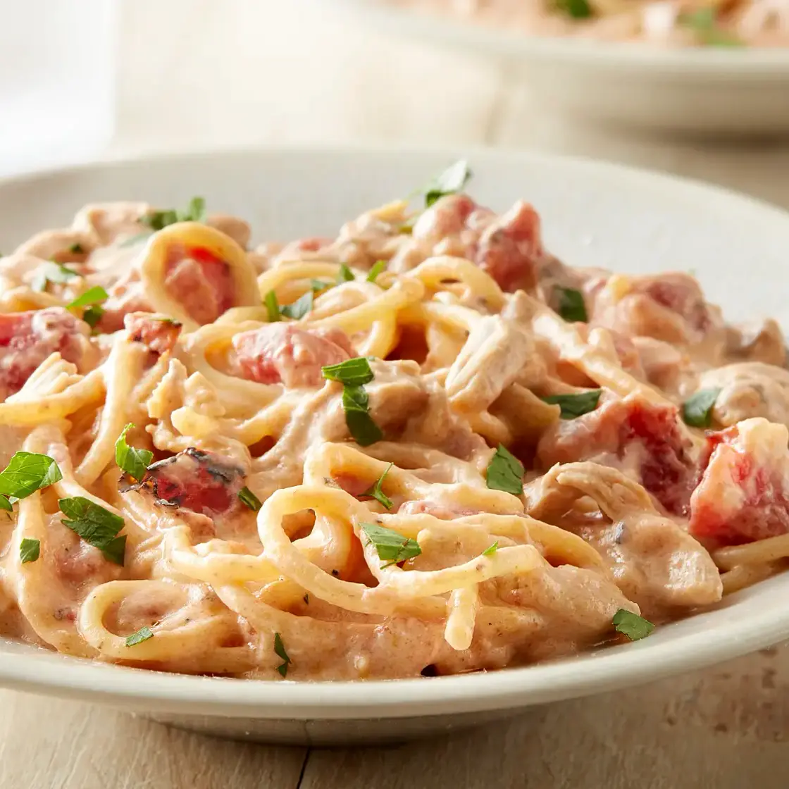 Slow-Cooker Cheesy Chicken Spaghetti
