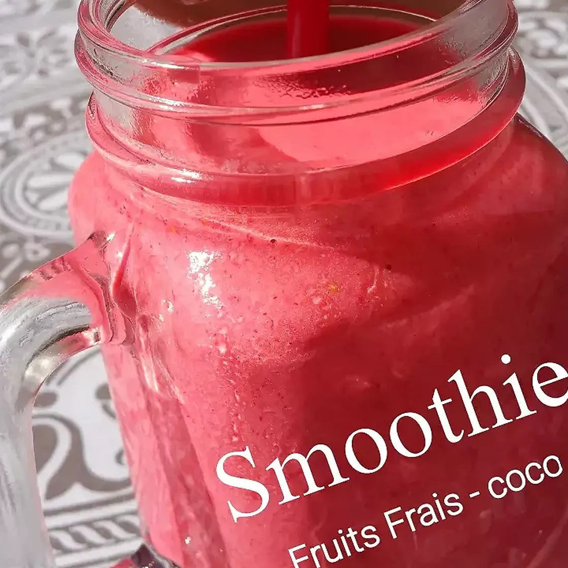 Smoothie fraîcheur fruits rouges & yaourt coco
