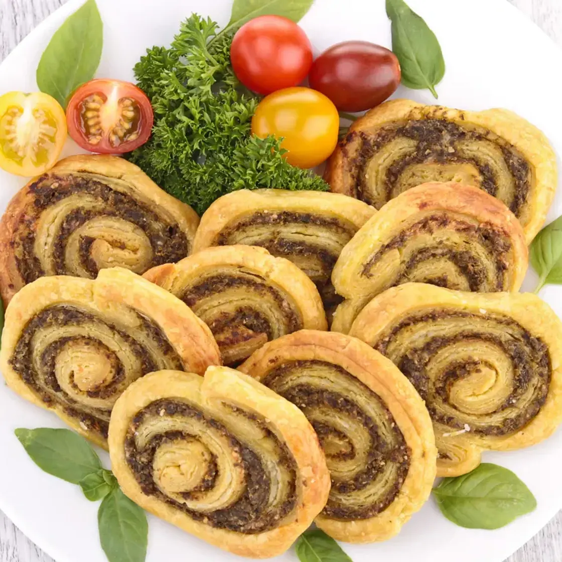 Mini-roulés feuilletés au pesto