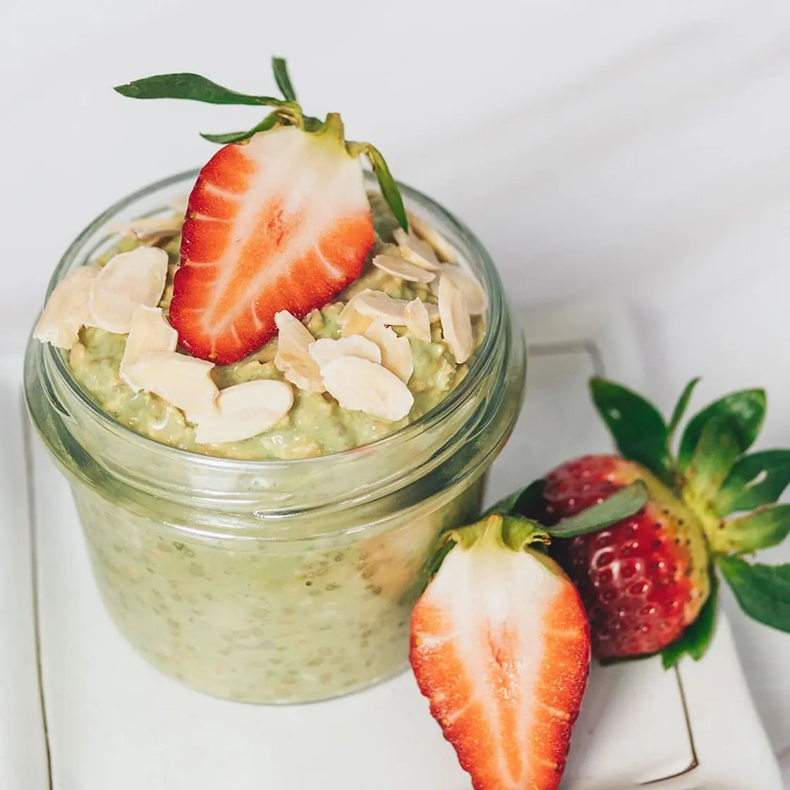 Strawberry Matcha Overnight Oats