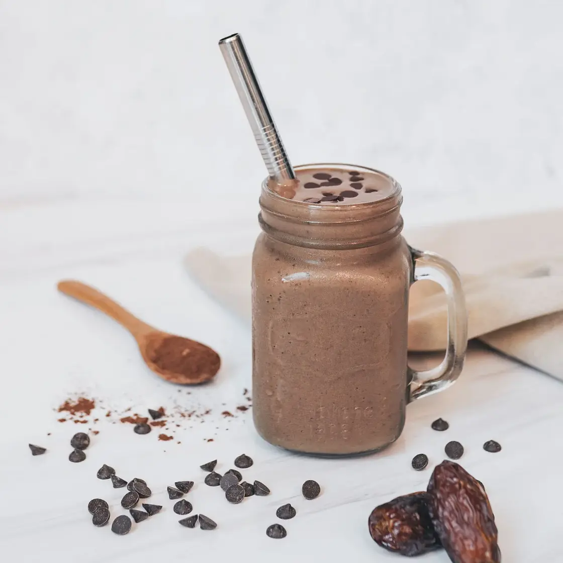 Banana-Free Chocolate Protein Smoothie