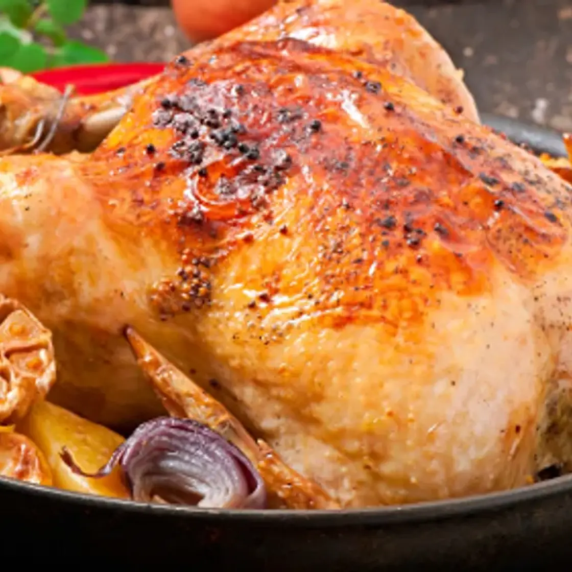 Poulet rôti et pommes de terre au four