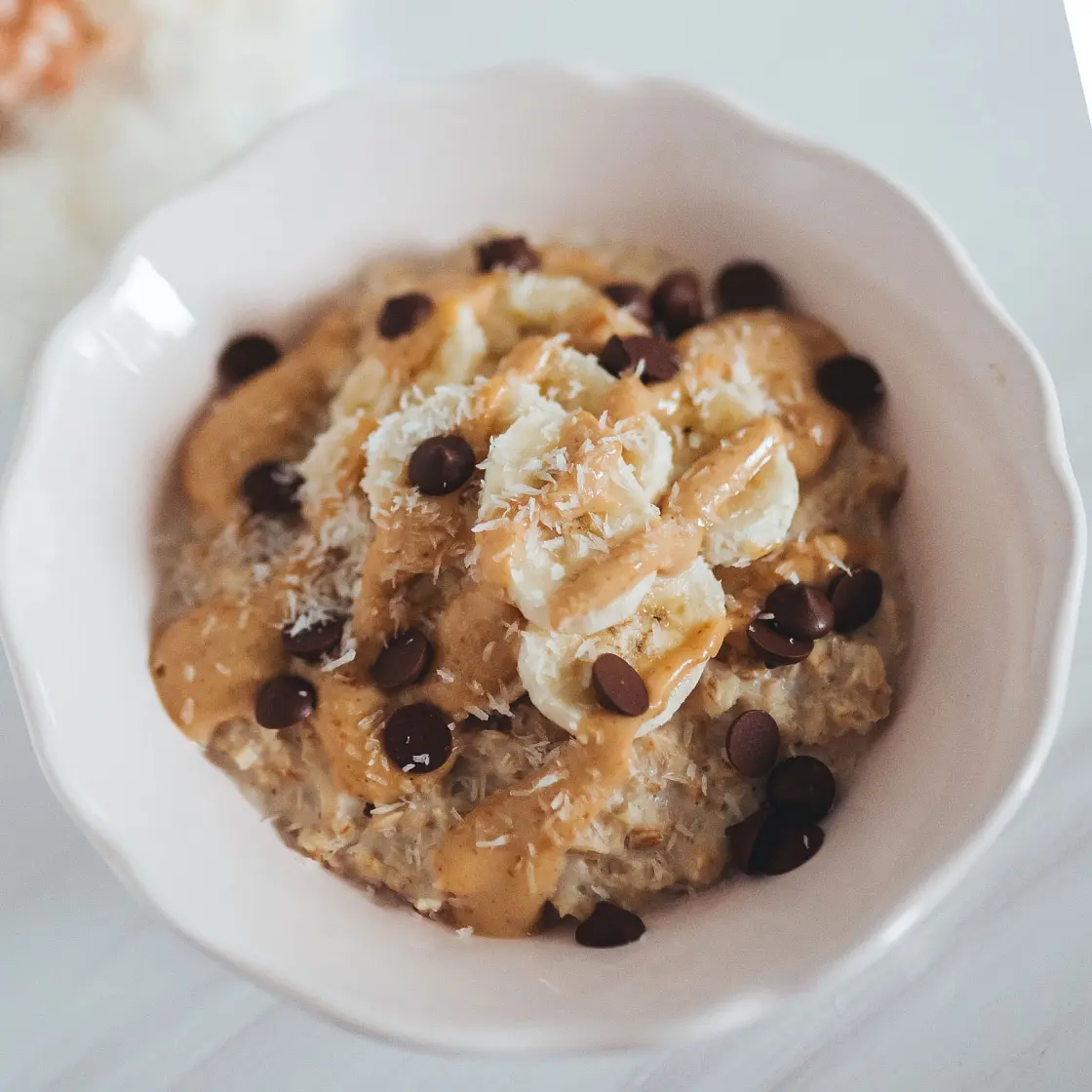 Healthy Banana Almond Oatmeal