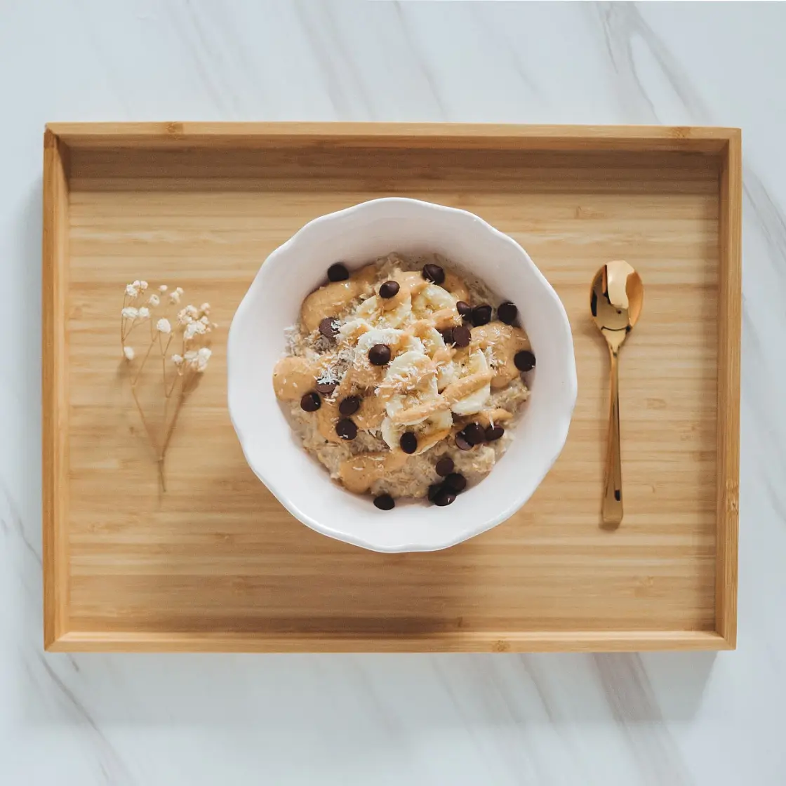 Healthy Banana Almond Oatmeal