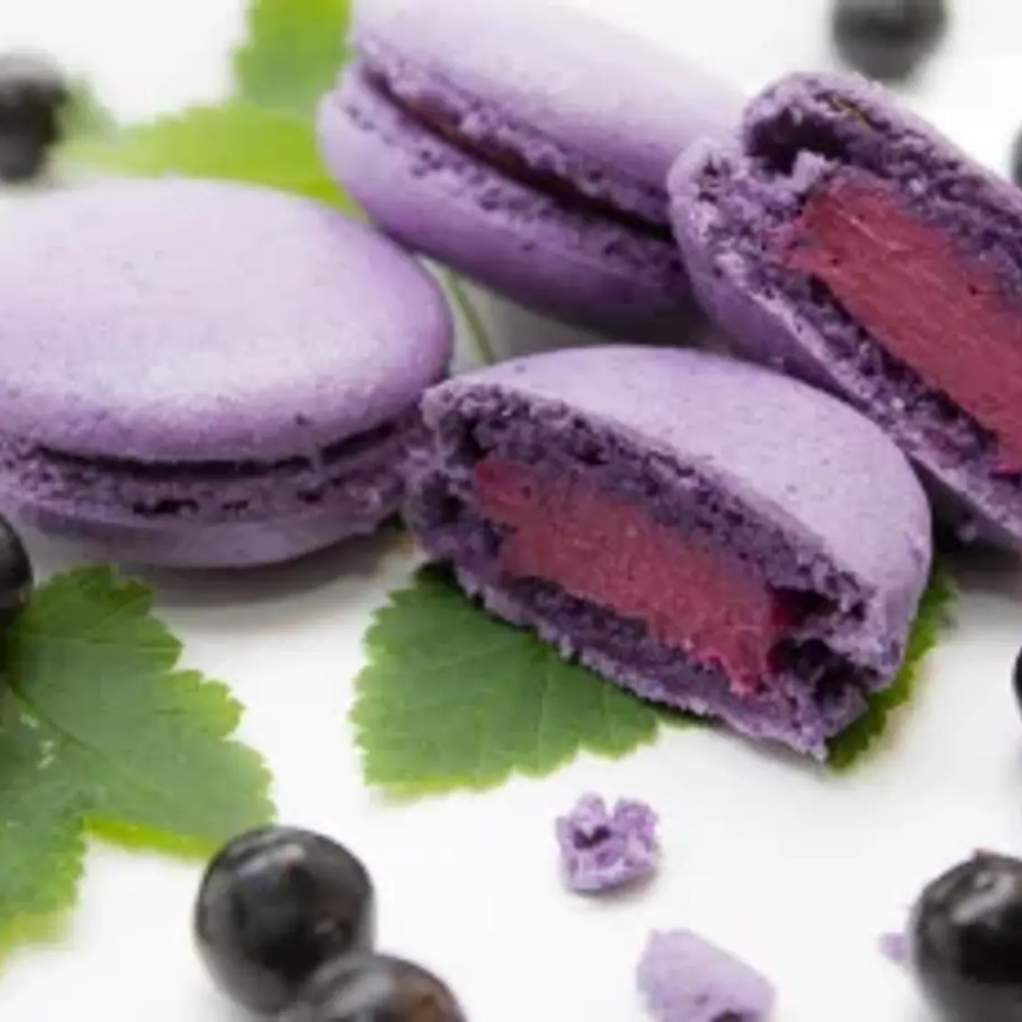 Macarons au cassis