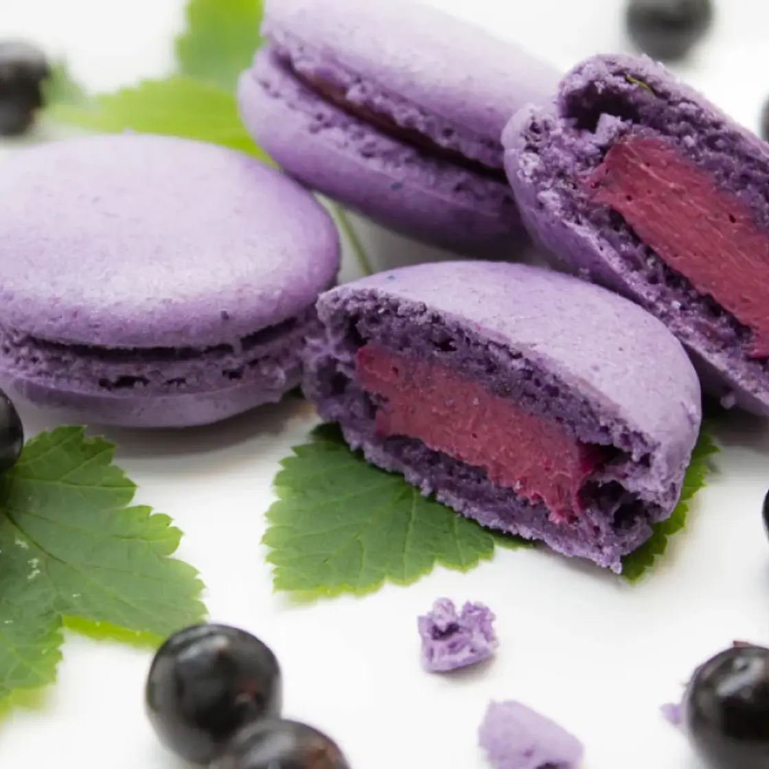 Macarons au cassis