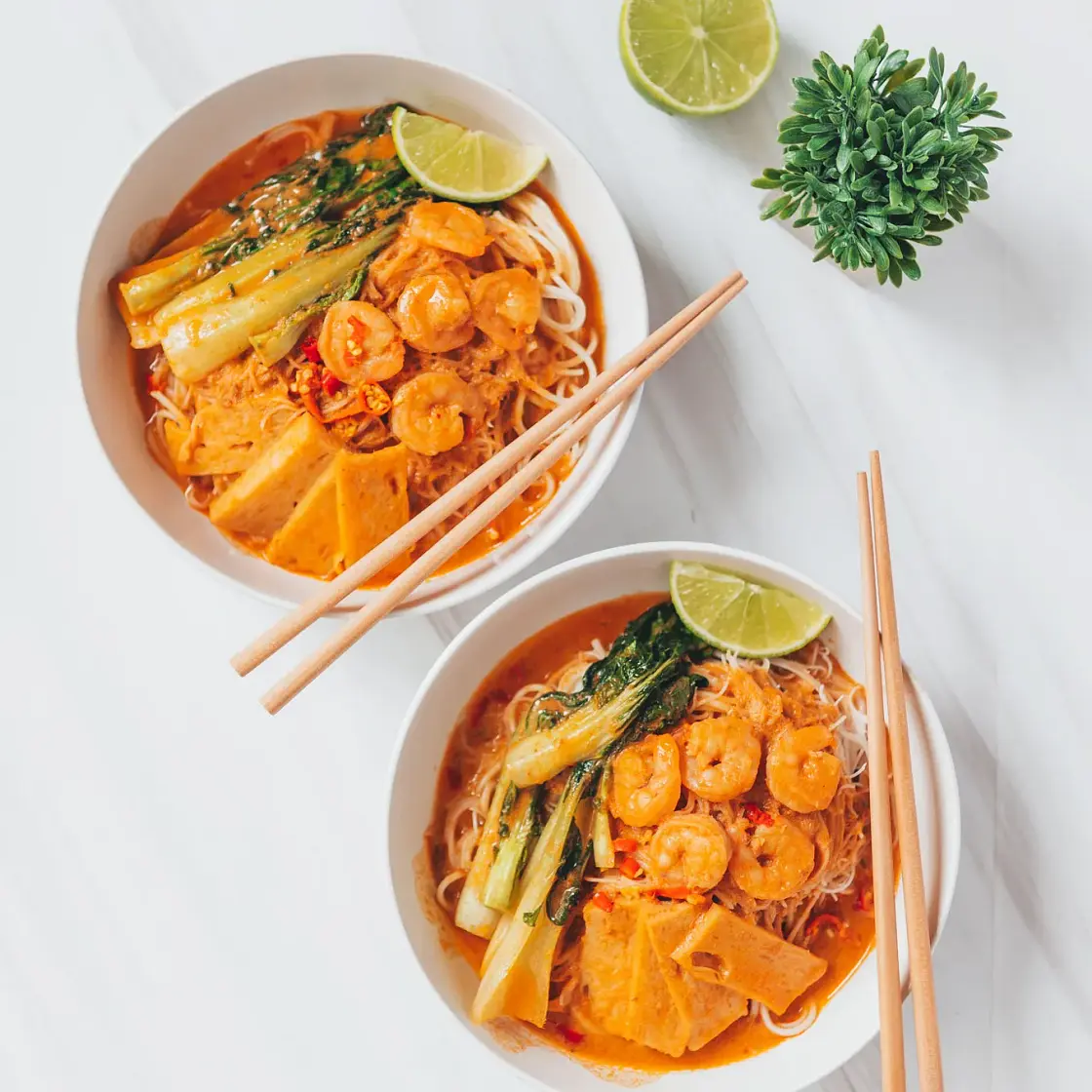 Healthy Prawn Laksa Noodle Soup