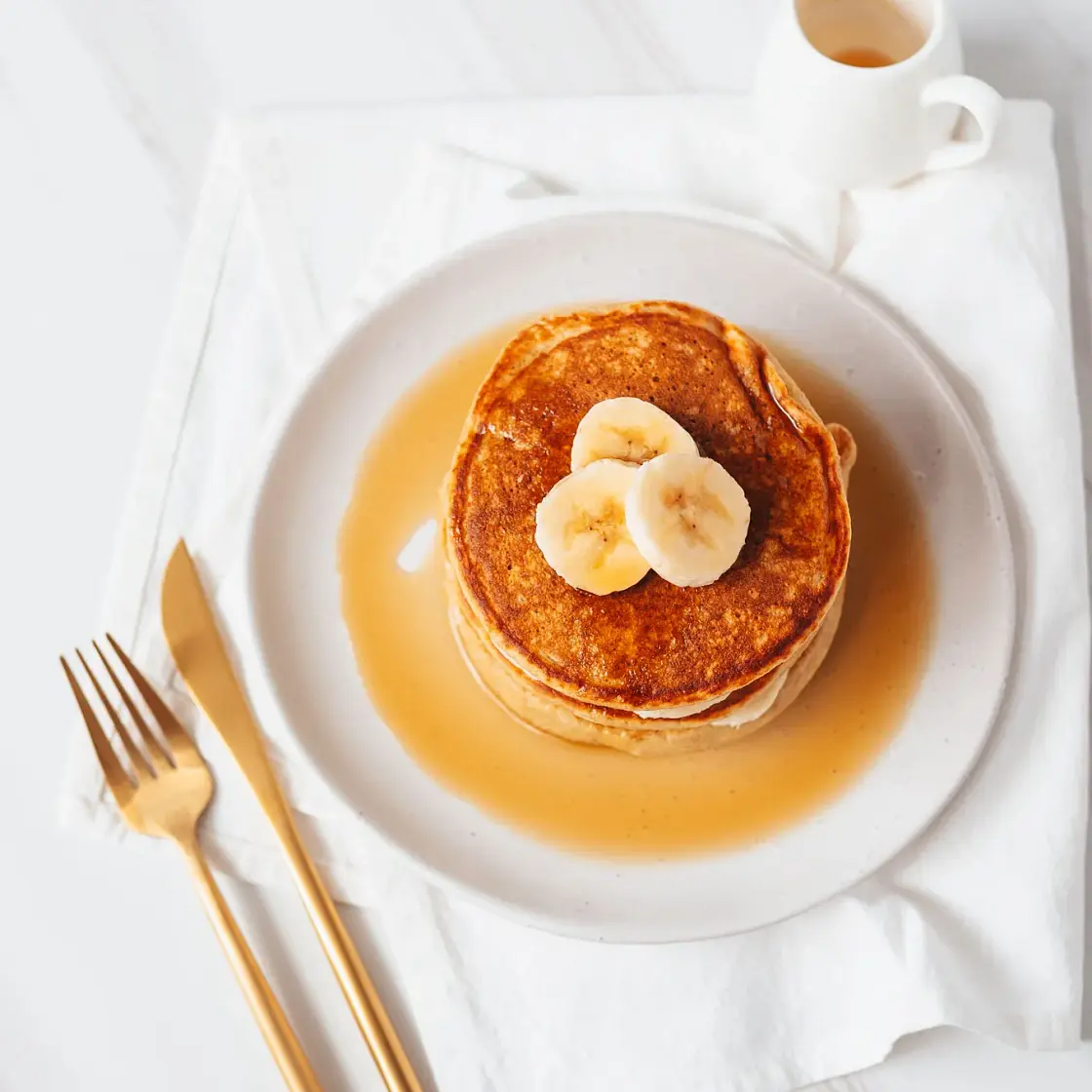 Banana Oatmeal Pancakes