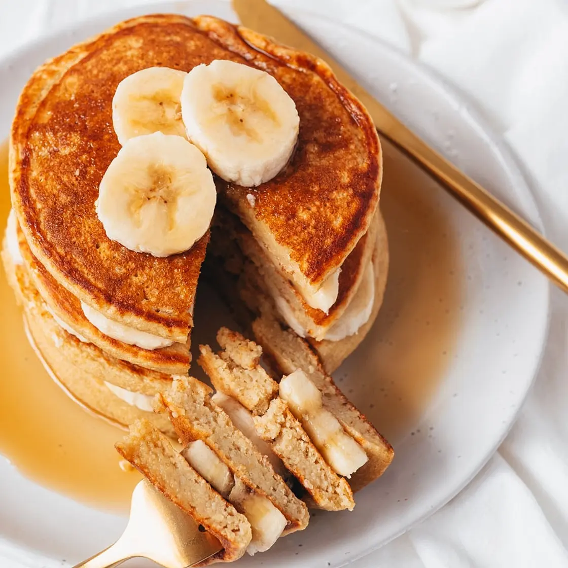 Banana Oatmeal Pancakes