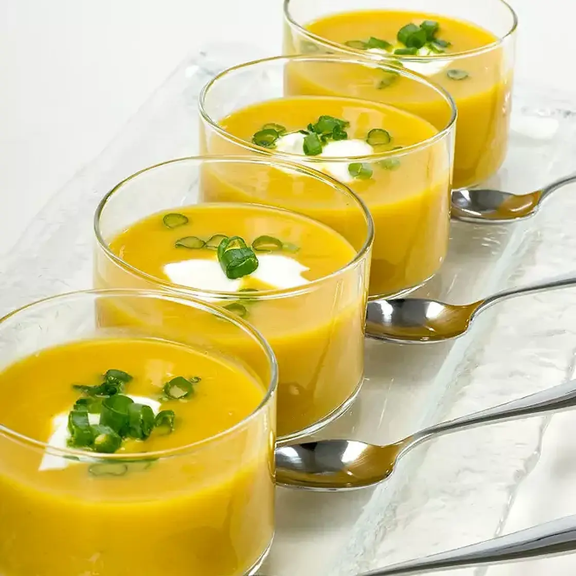 Verrines velouté de butternut au foie gras