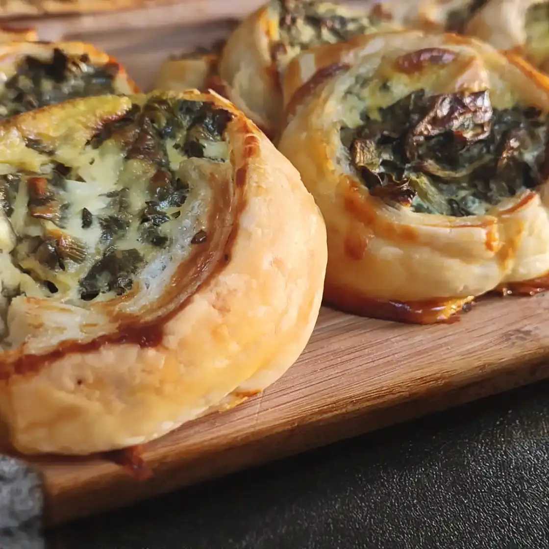 Recipe for Spinach Puffs with Cheese