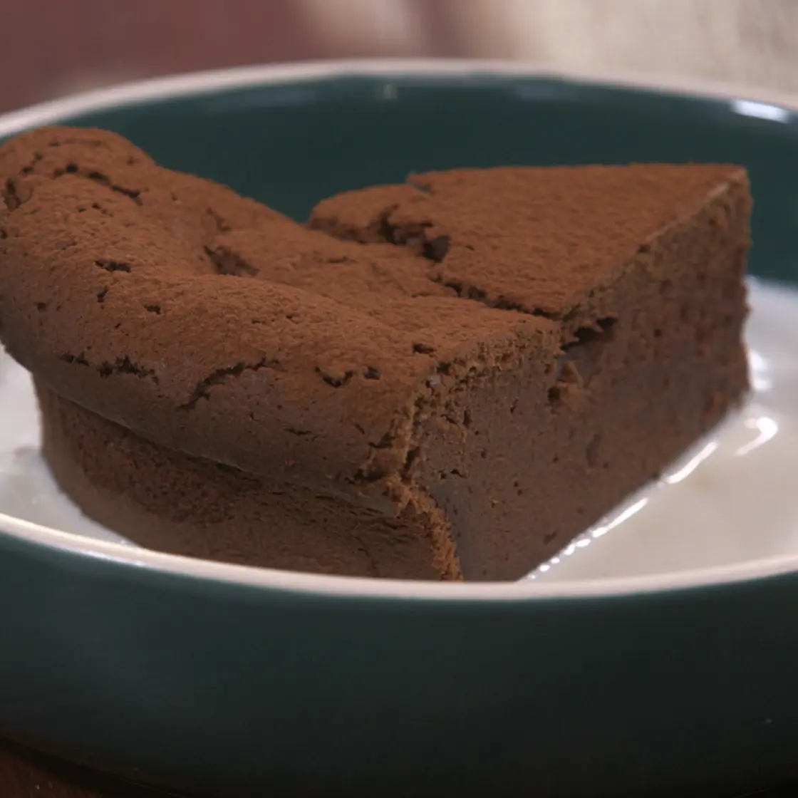 Gâteau chocolat-crème anglaise express