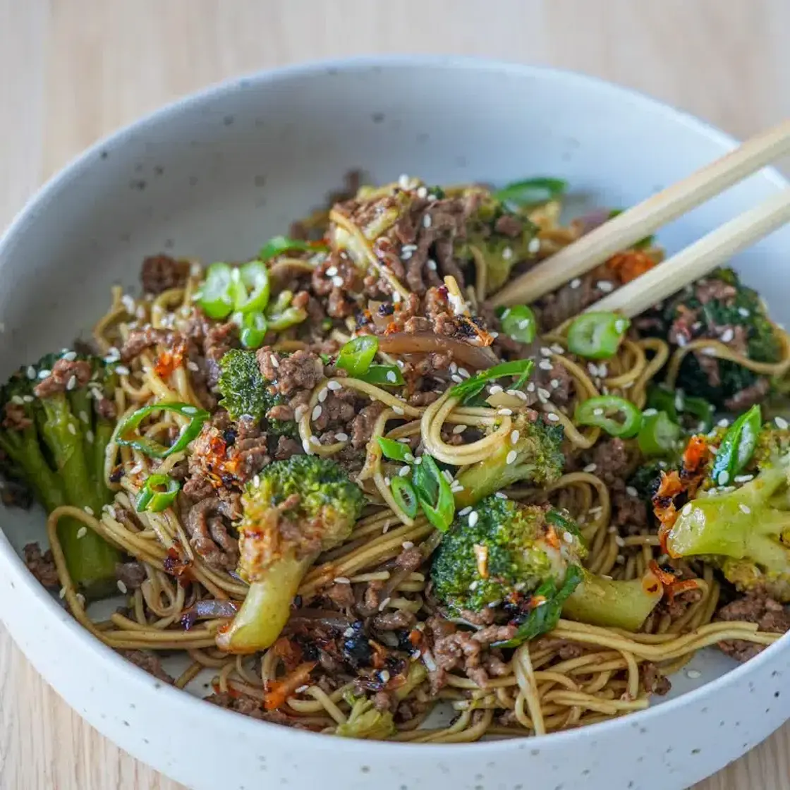 Quick Beef and Broccoli Noodles
