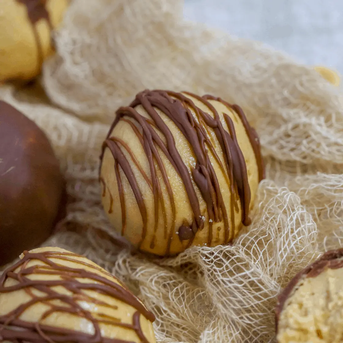 Keto Peanut Butter Protein Balls