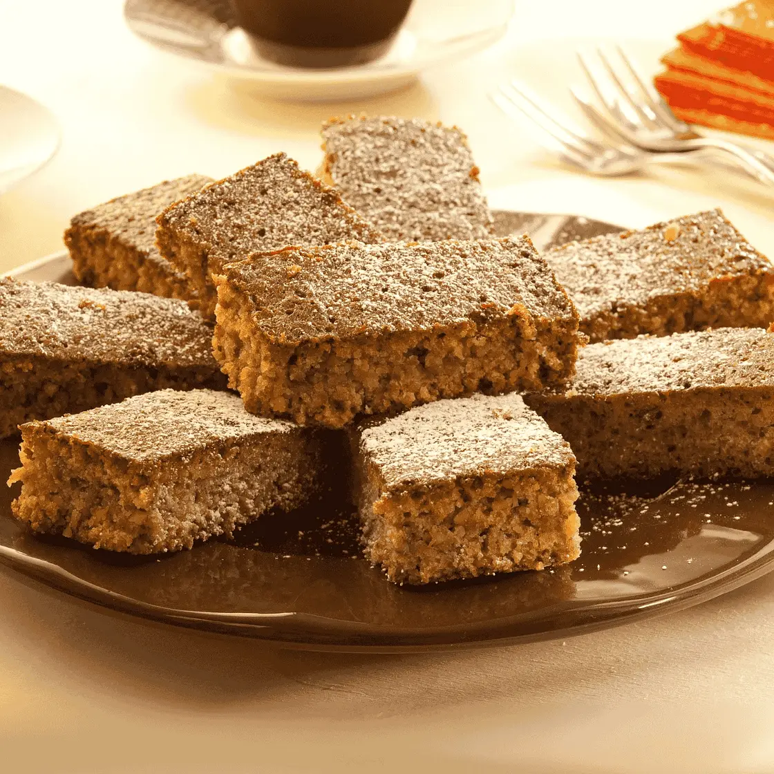 Parkin (Sticky Ginger Cake)