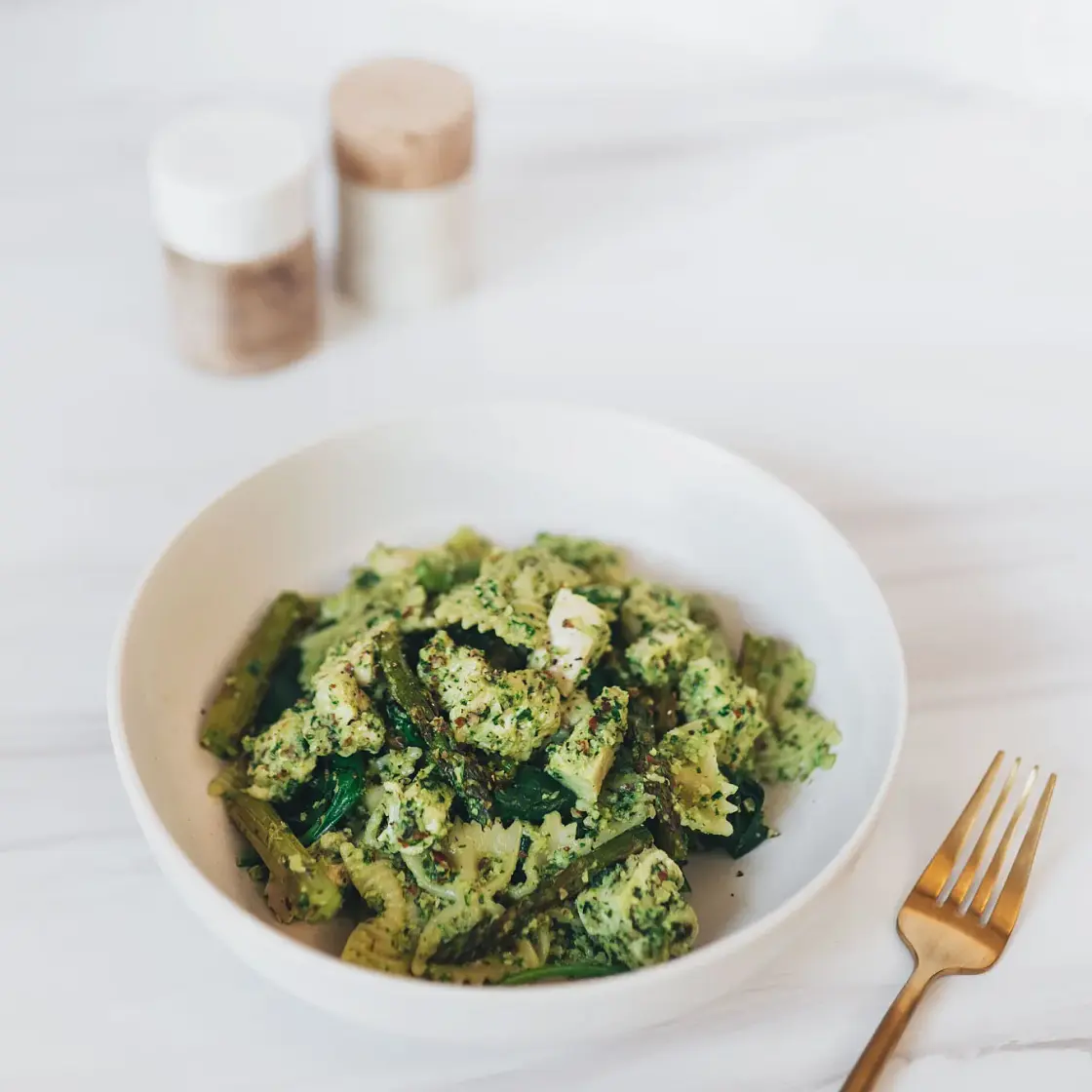 Chicken Pesto Pasta with Asparagus