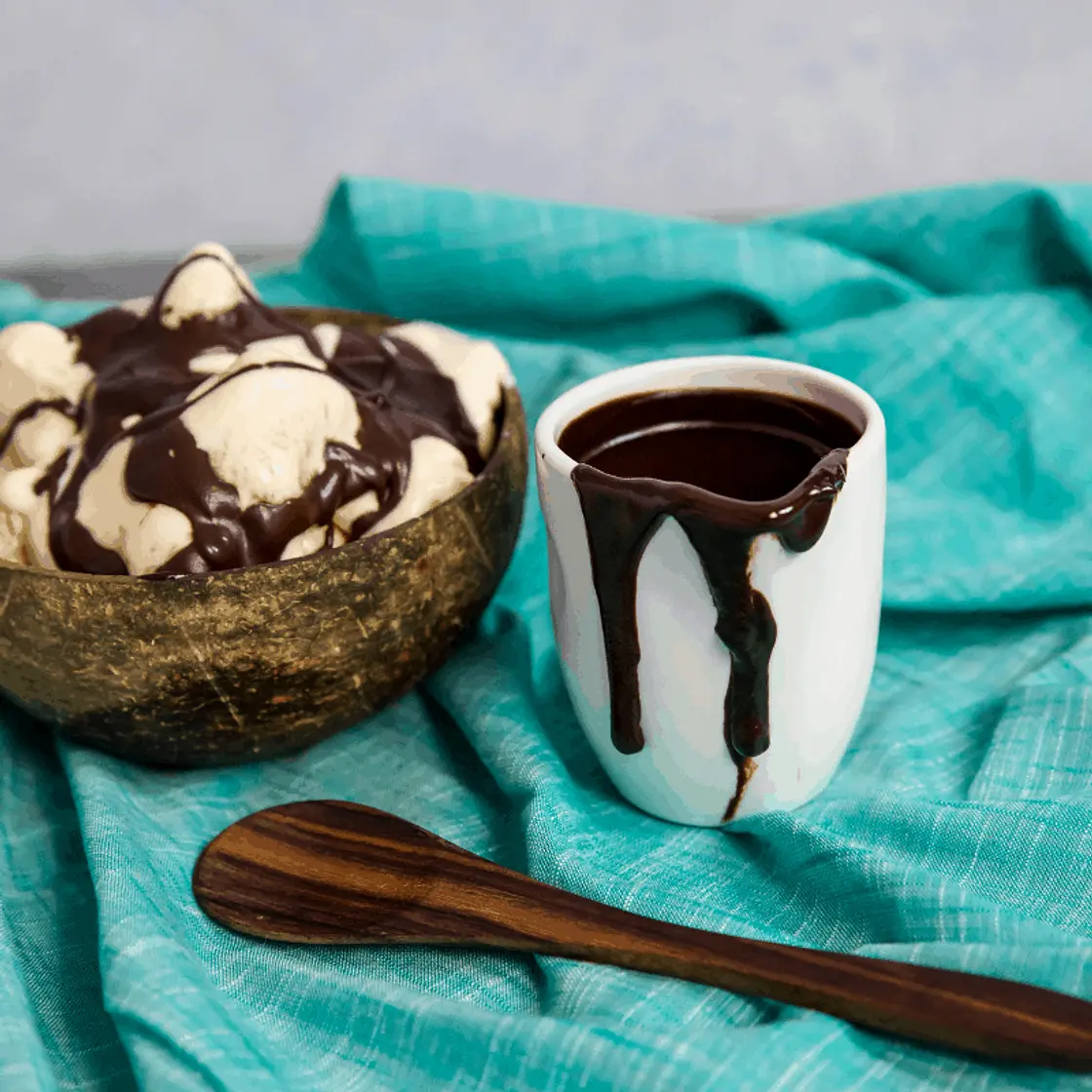 Keto Chocolate Fudge Sauce