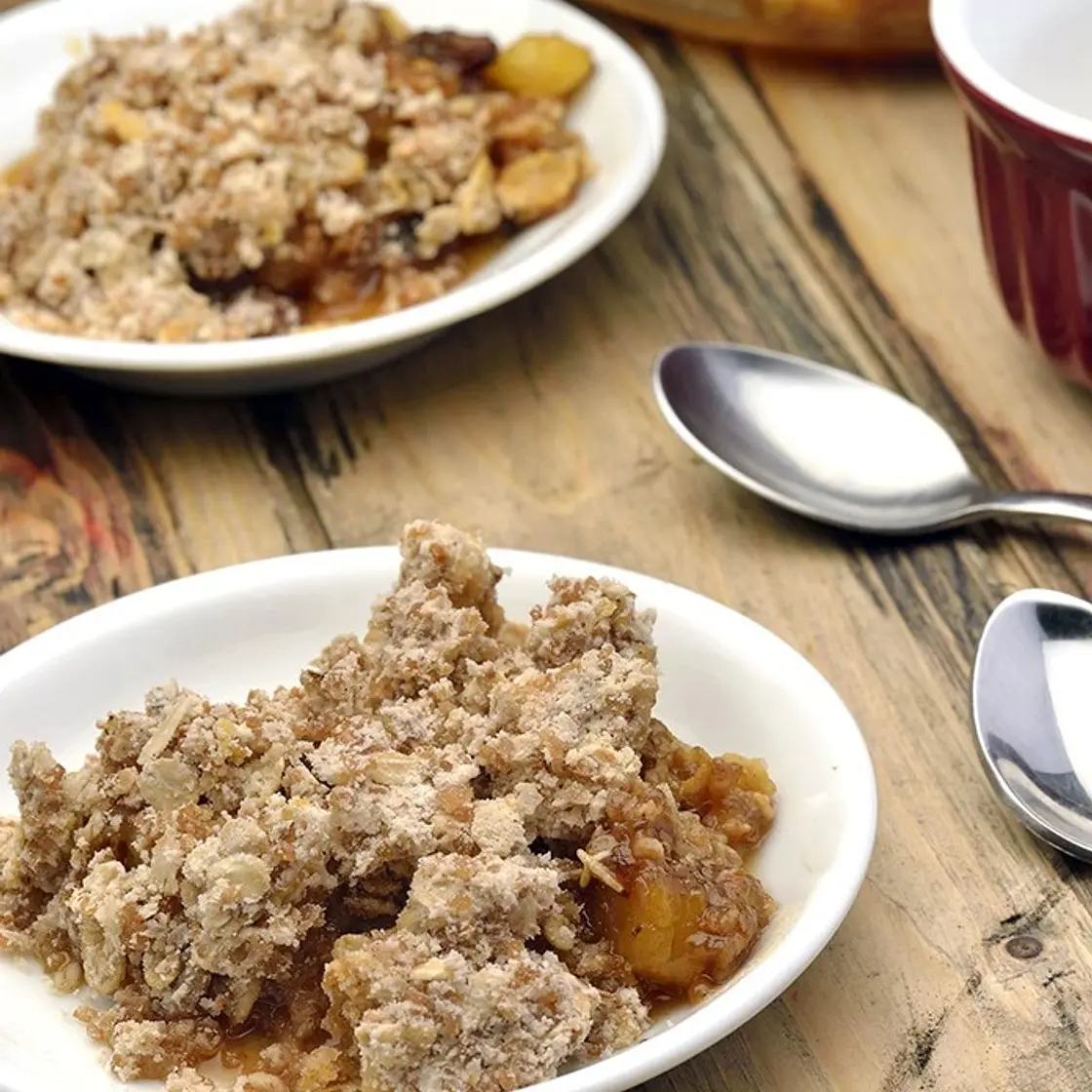 Pineapple Crumble, Fresh Pineapple Crumble recipe