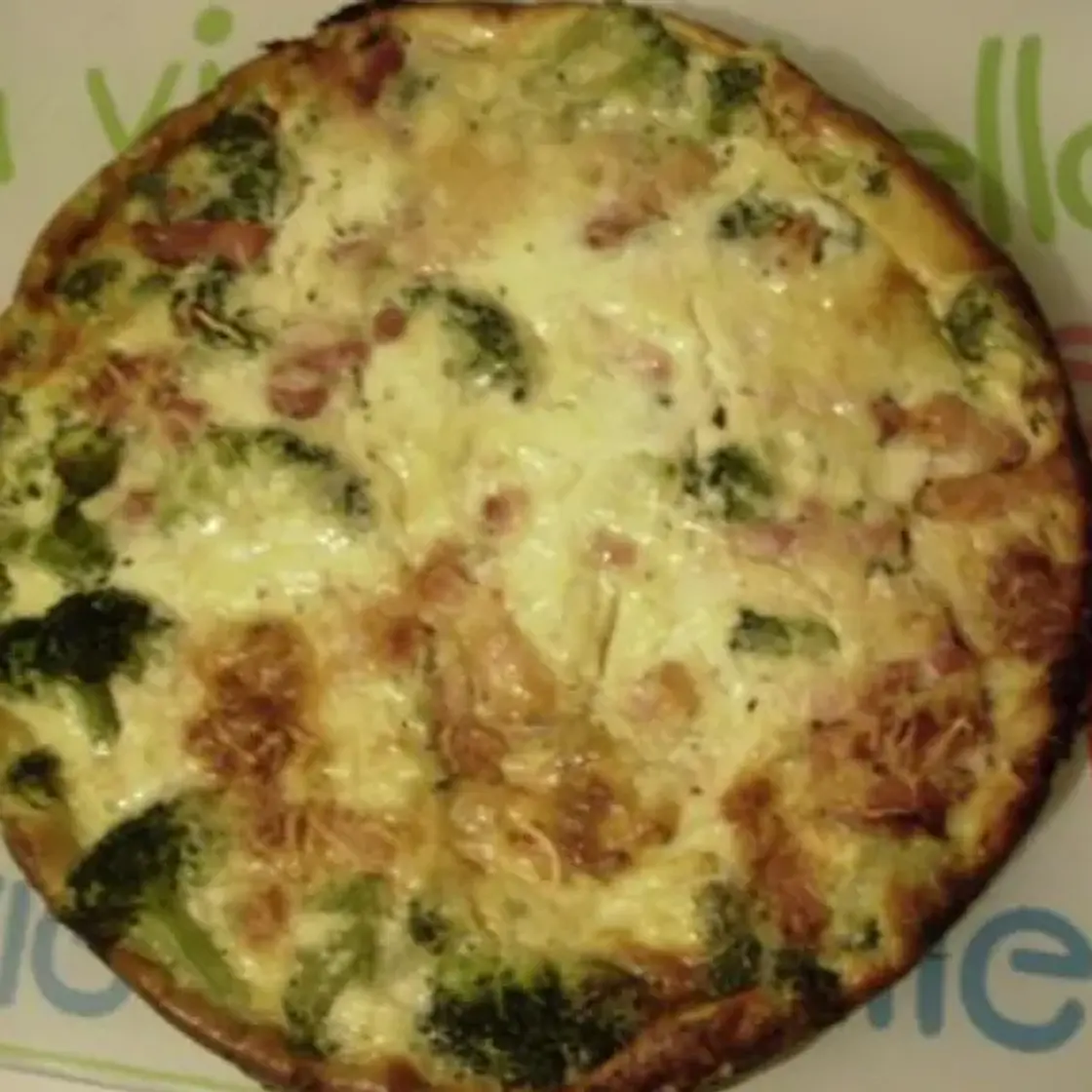 Quiche sans pâte aux brocolis