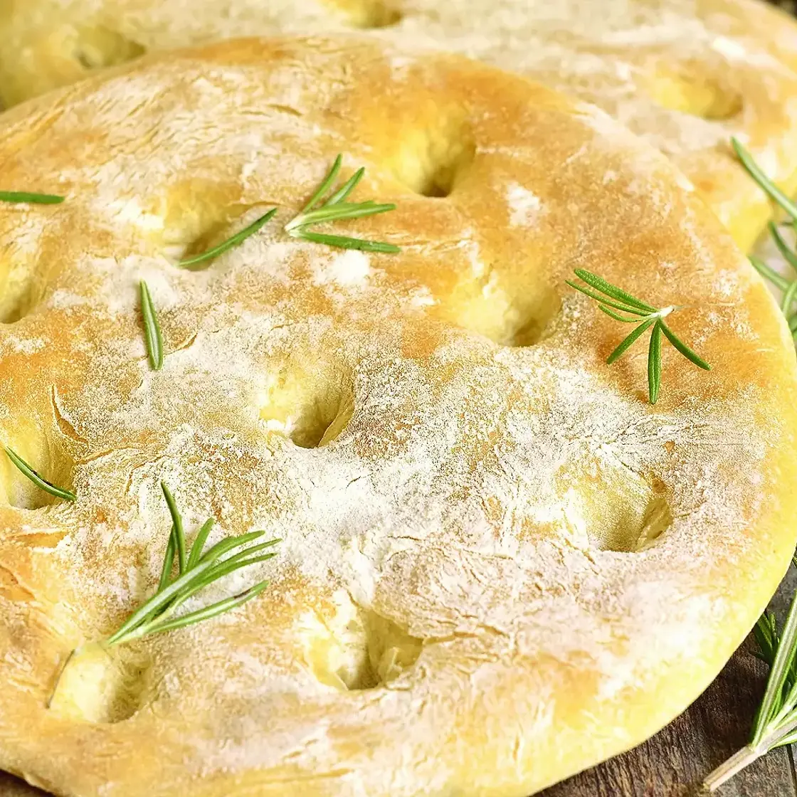 Fougasse au romarin et parmesan