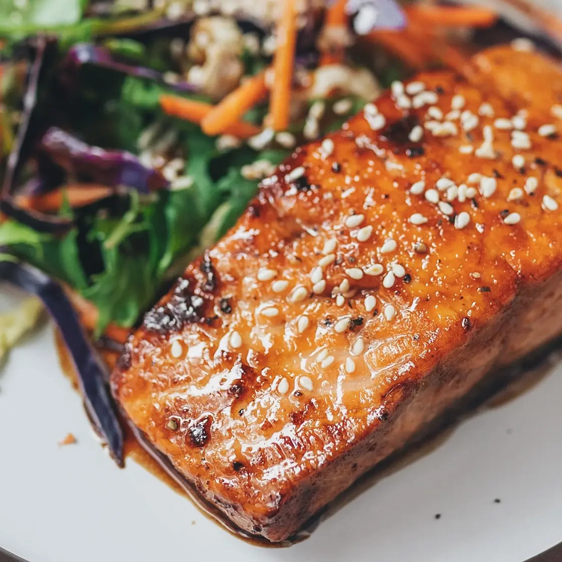 Honey Garlic Glazed Salmon