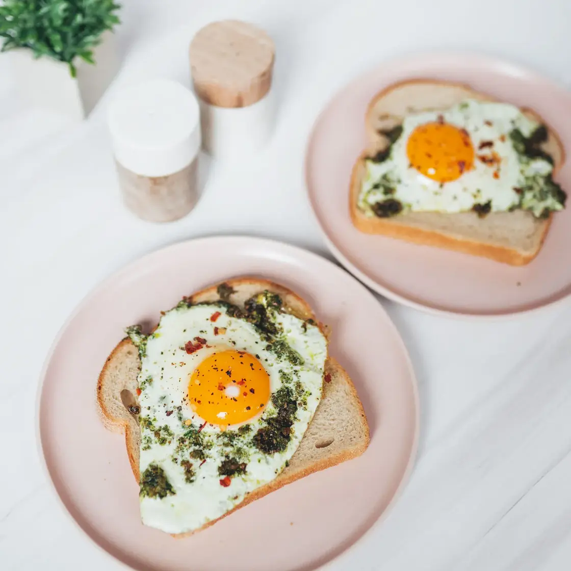 Pesto Eggs