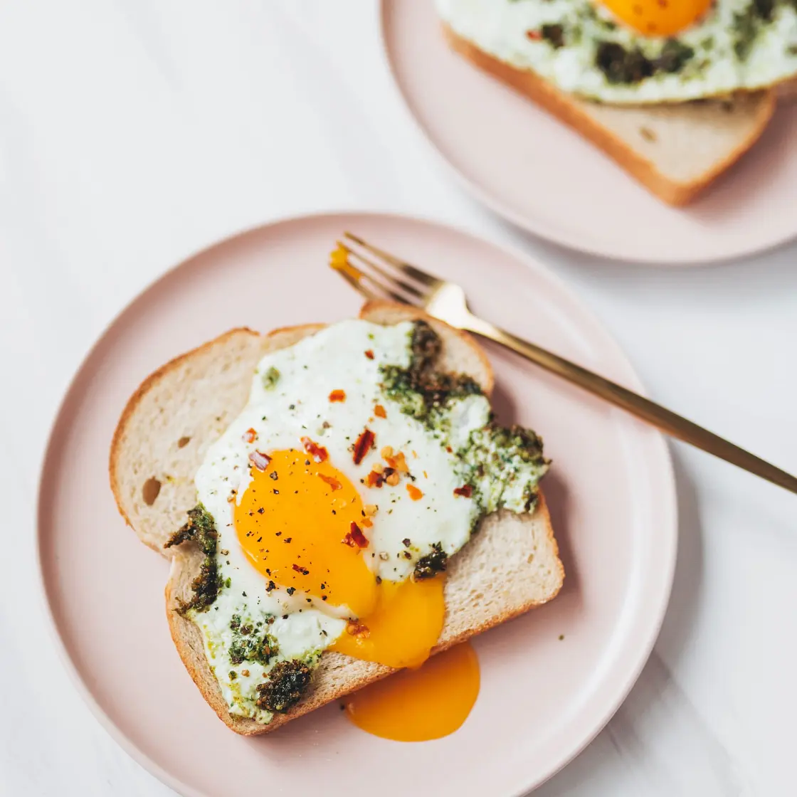 Pesto Eggs