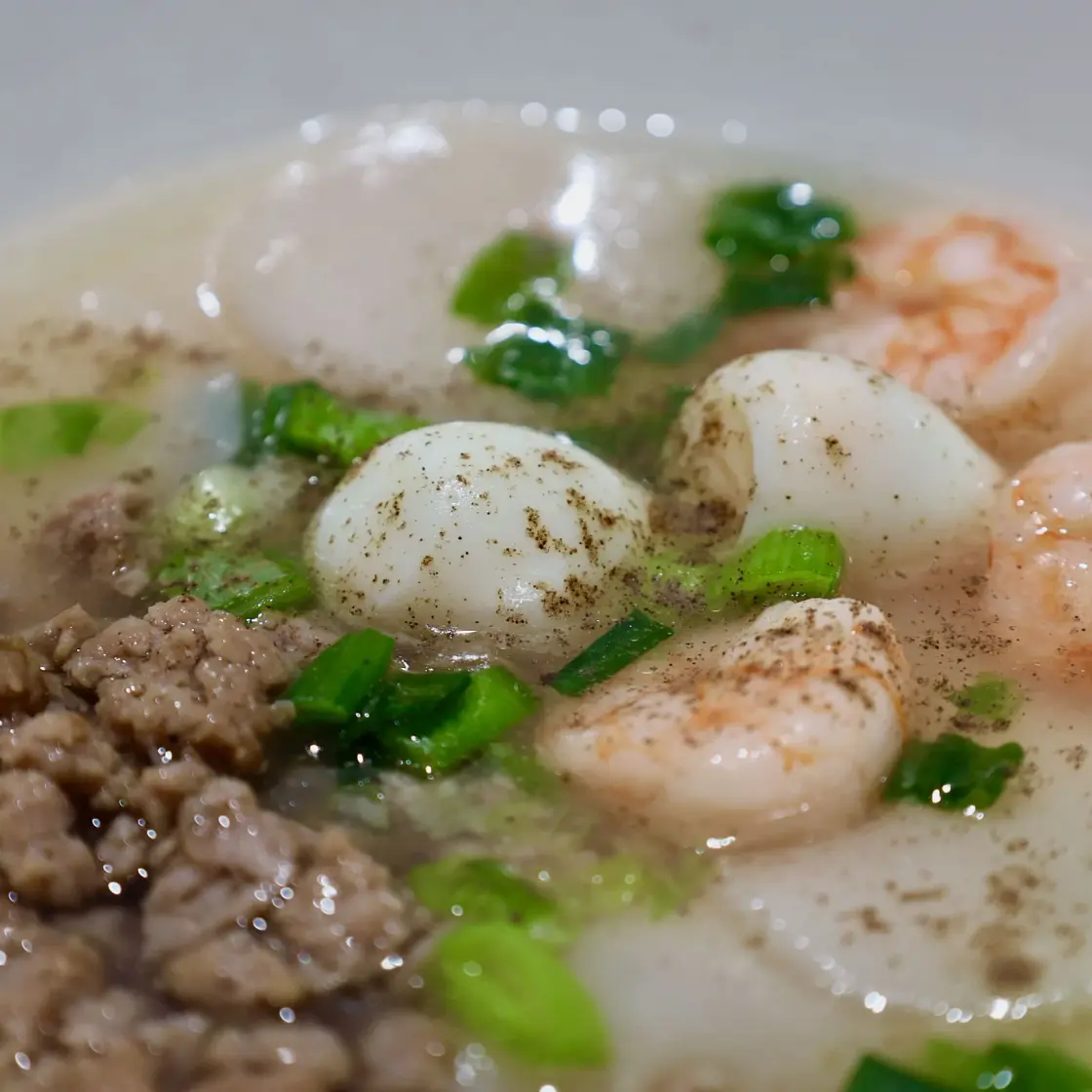 Vietnamese Shrimp Chips Soup (Banh canh phong tom)