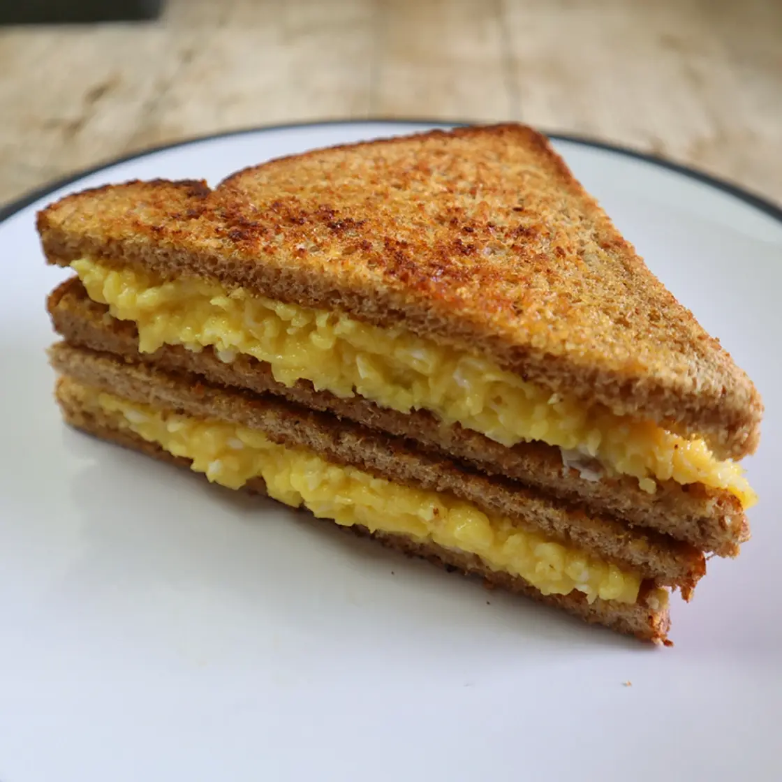 Scrambled Eggs Sandwich