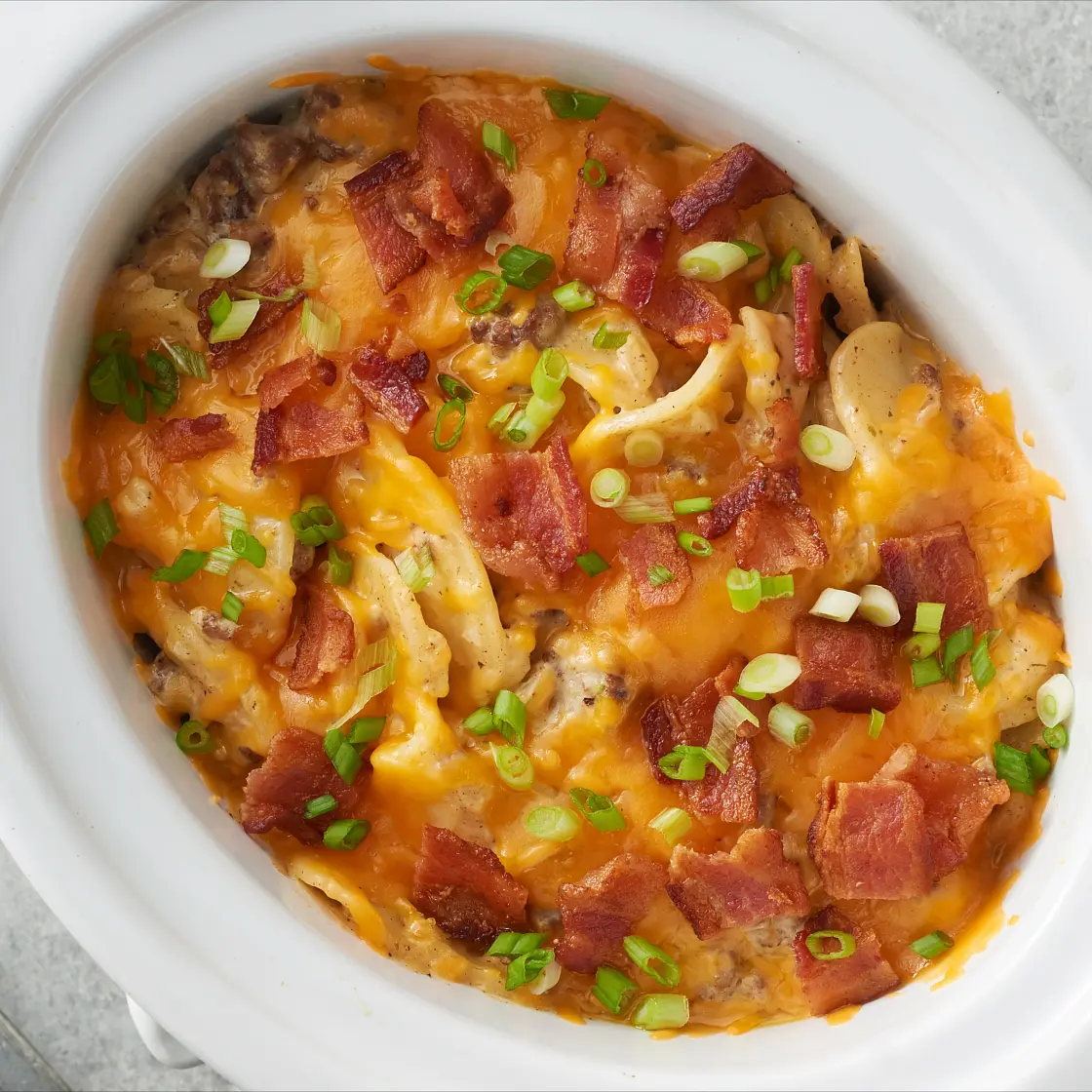 Slow-Cooker Beef and Scalloped Potatoes Casserole