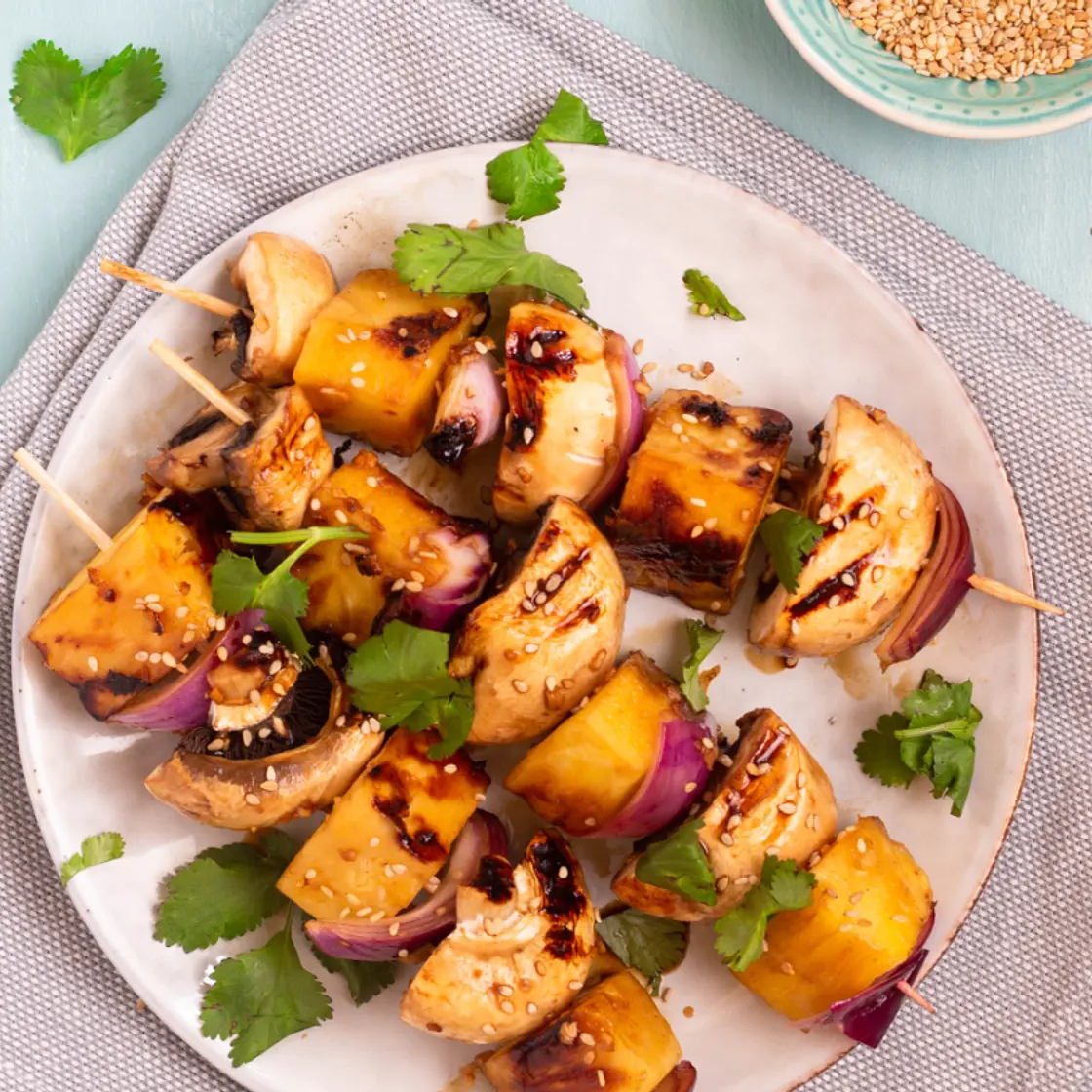 Teriyaki-Champignon-Spieße mit Ananas