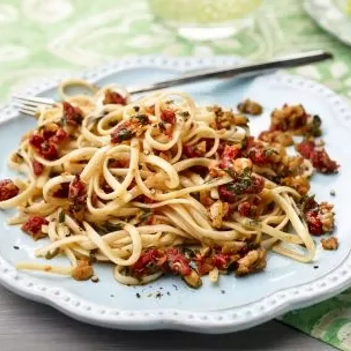 Linguine with Sun-Dried Tomatoes, Olives, and Lemon