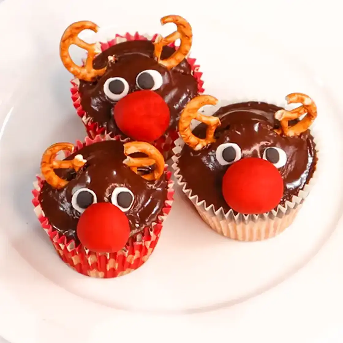 Red Nose Reindeer Cupcakes