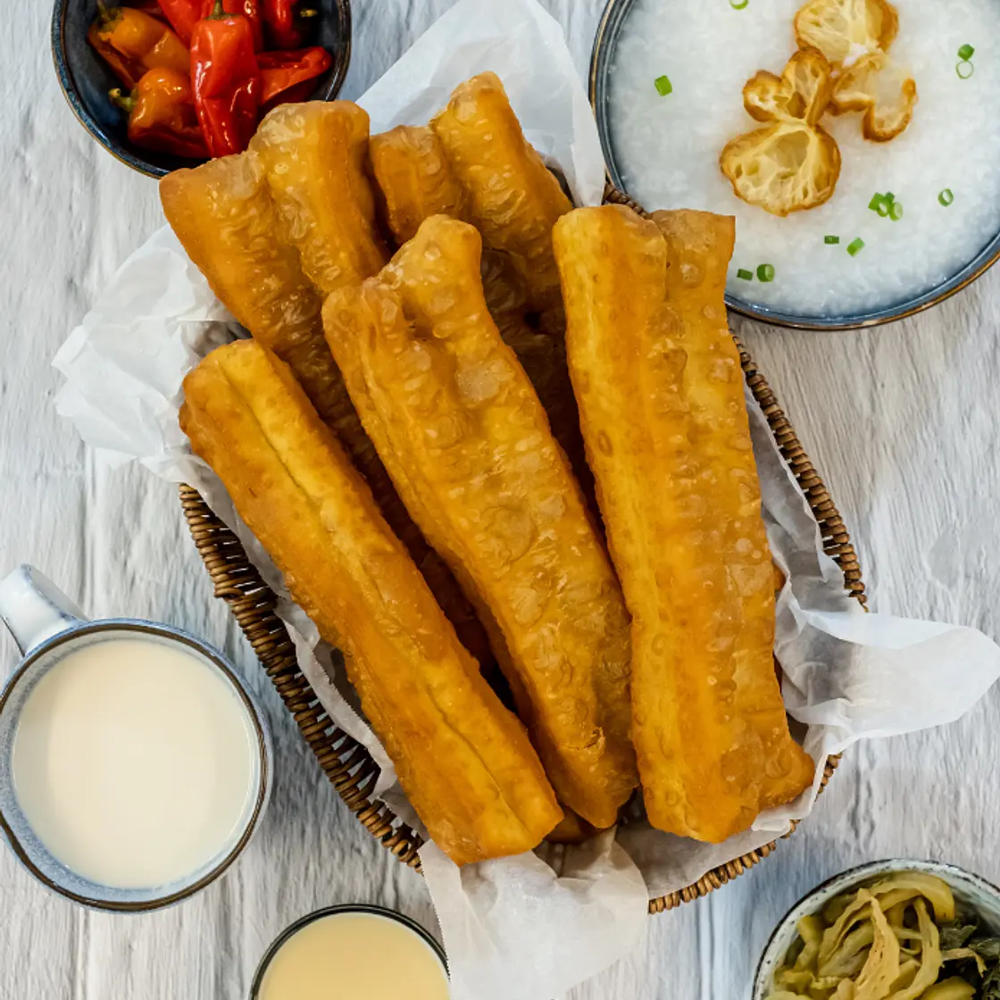 Chinese Deep-dried Donut Sticks (油条)