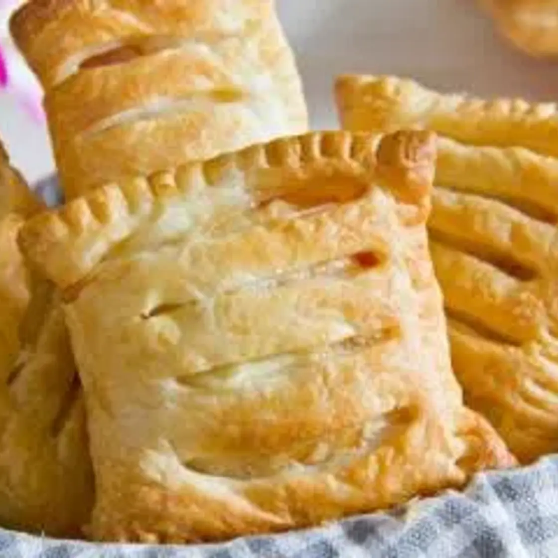 Fagottini salati al prosciutto e provola