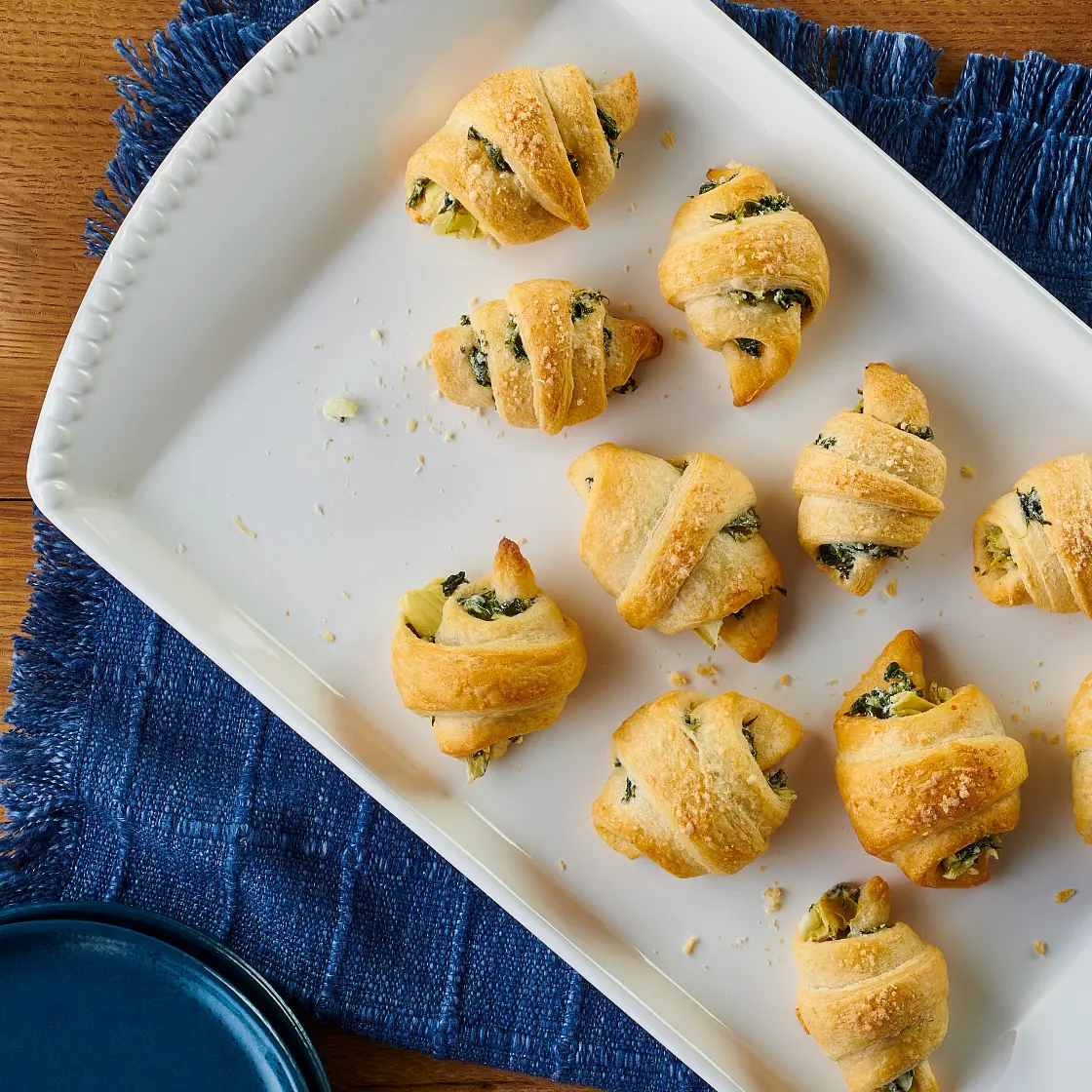 Air Fryer Spinach-Artichoke Crescent Bites