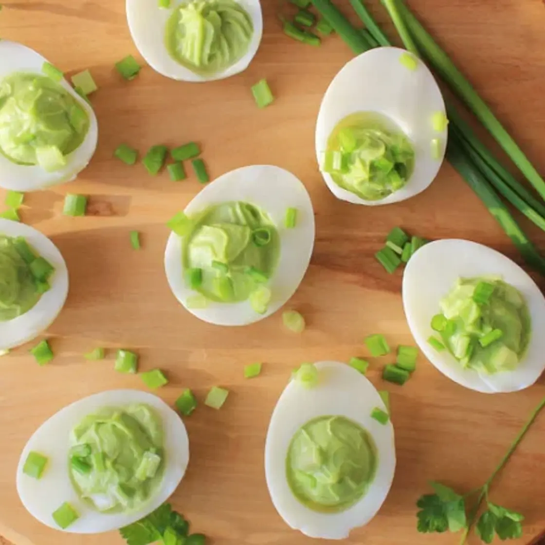 Oeufs farcis à l'avocat