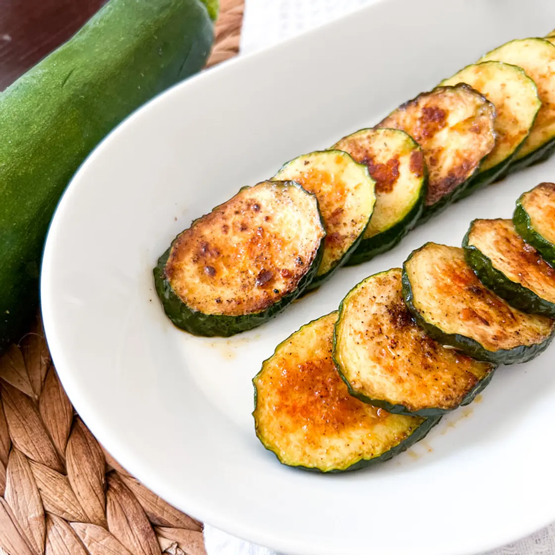 Sautéed Zucchini with Paprika & Garlic